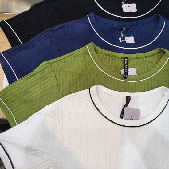 (PLUS) Blusa Canelado Liso com Vivo