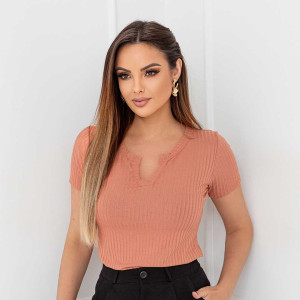 Canelado Redondo Recorte em V