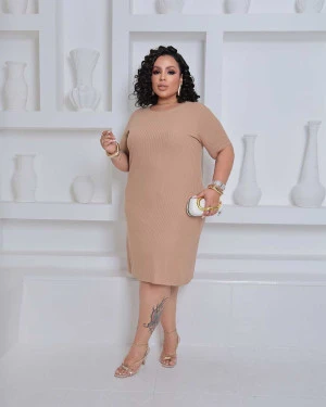 (PLUS) Vestido Canelado Liso